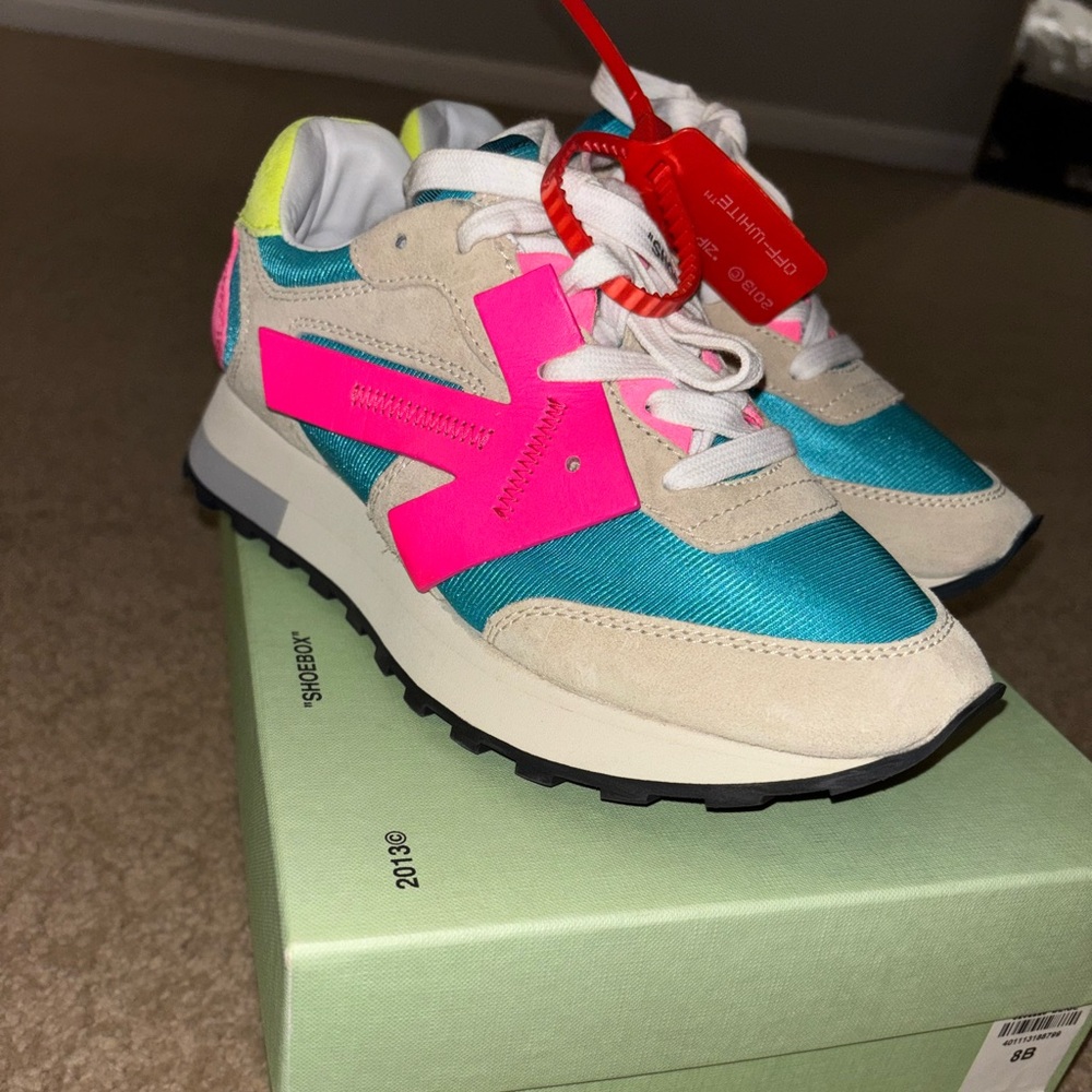 Off- White Womans Sneakers